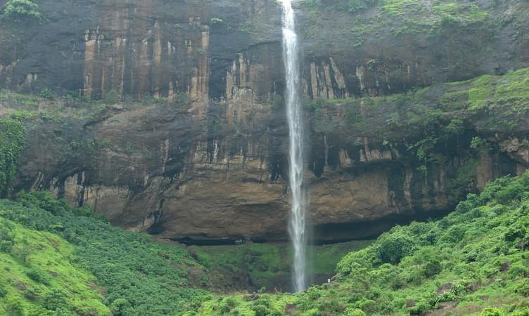 Pandavkada Waterfalls (130 km from Pune)