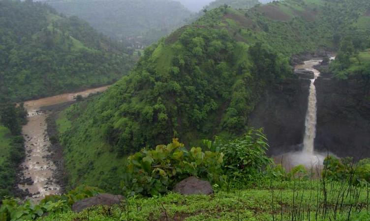 Suryamal (269 km from Pune)