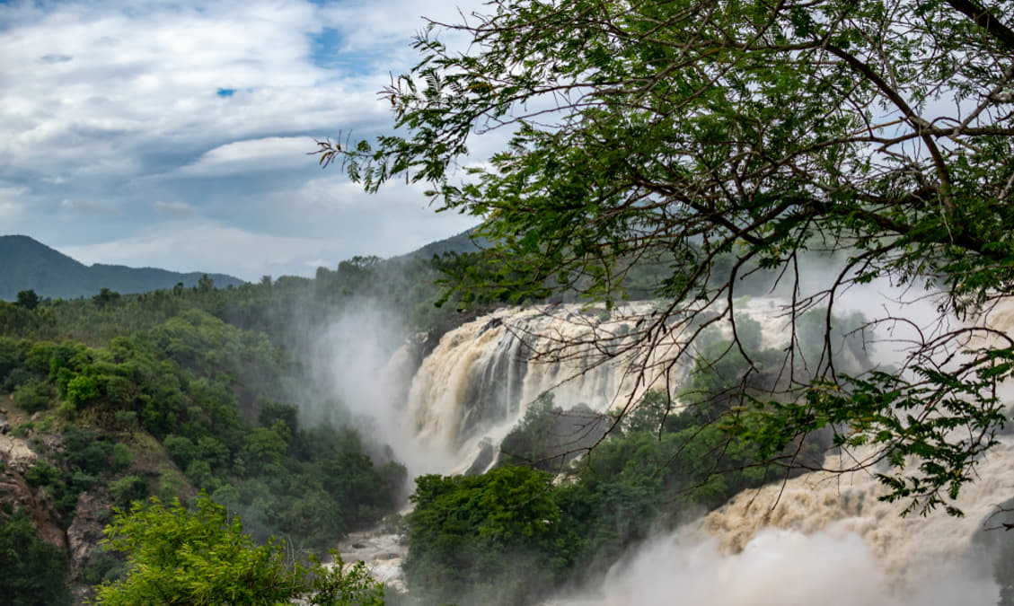 5 Waterfalls in Kanakapura Distance & Height (Updated)