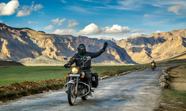 Ride for the Best Road Trip of Manali to Ladakh