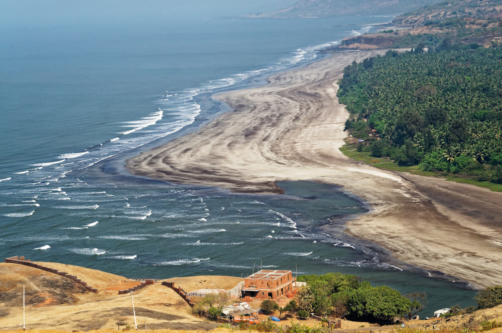 Dapoli (182.1 km from Pune)