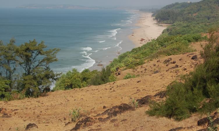 Ganapatipule (338 km from Mumbai)