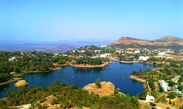 Saputara (244 km from Mumbai)
