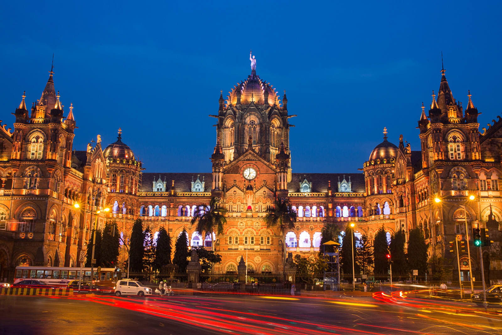 Chhatrapati Shivaji Terminus / Victoria Terminus