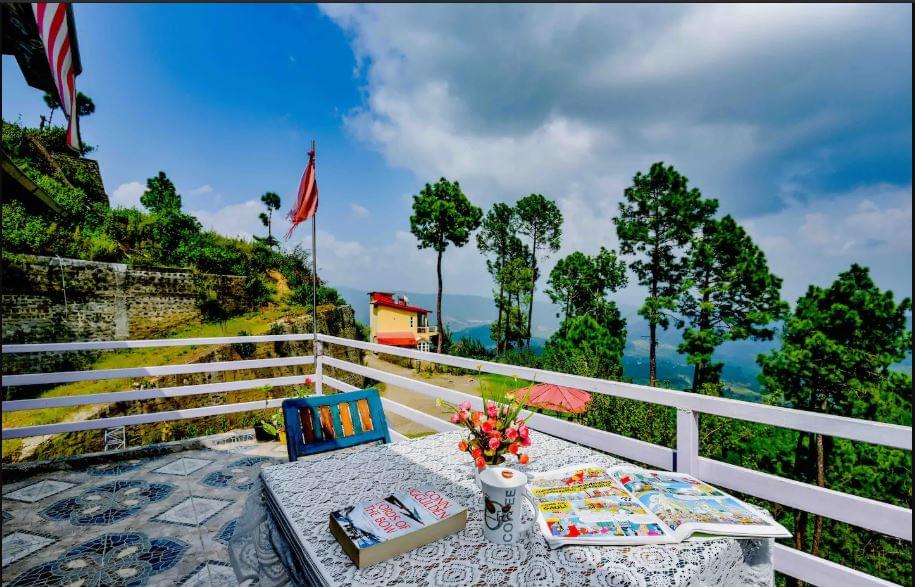 Mountain Cottage Stay in Ranikhet Flat 25% off