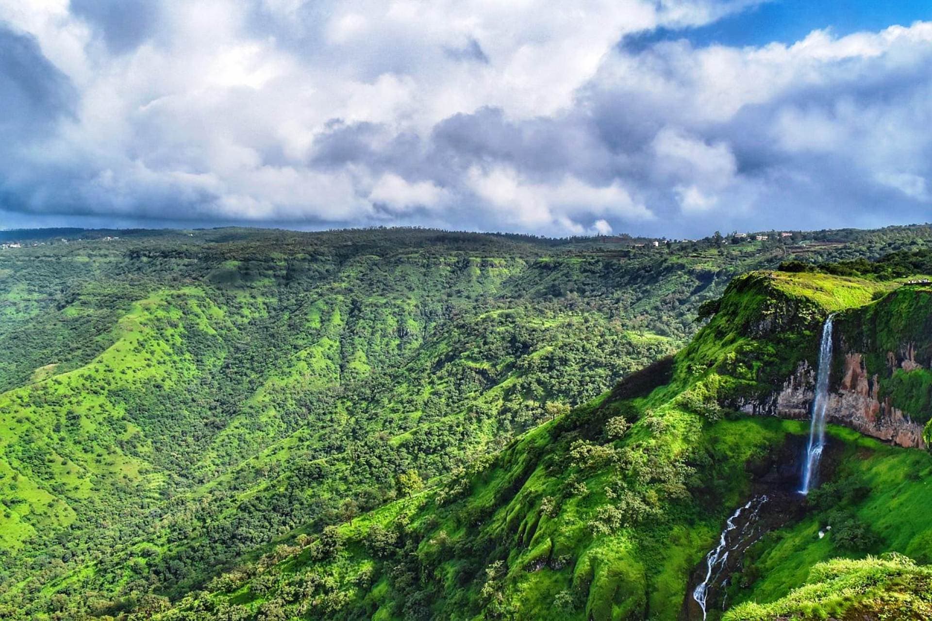 Mahabaleshwar (263 Km From Mumbai)