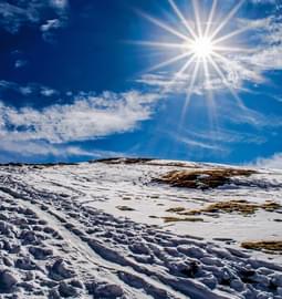 15 Snowfall Places Near Delhi To Add To Your {{year}} Wishlist