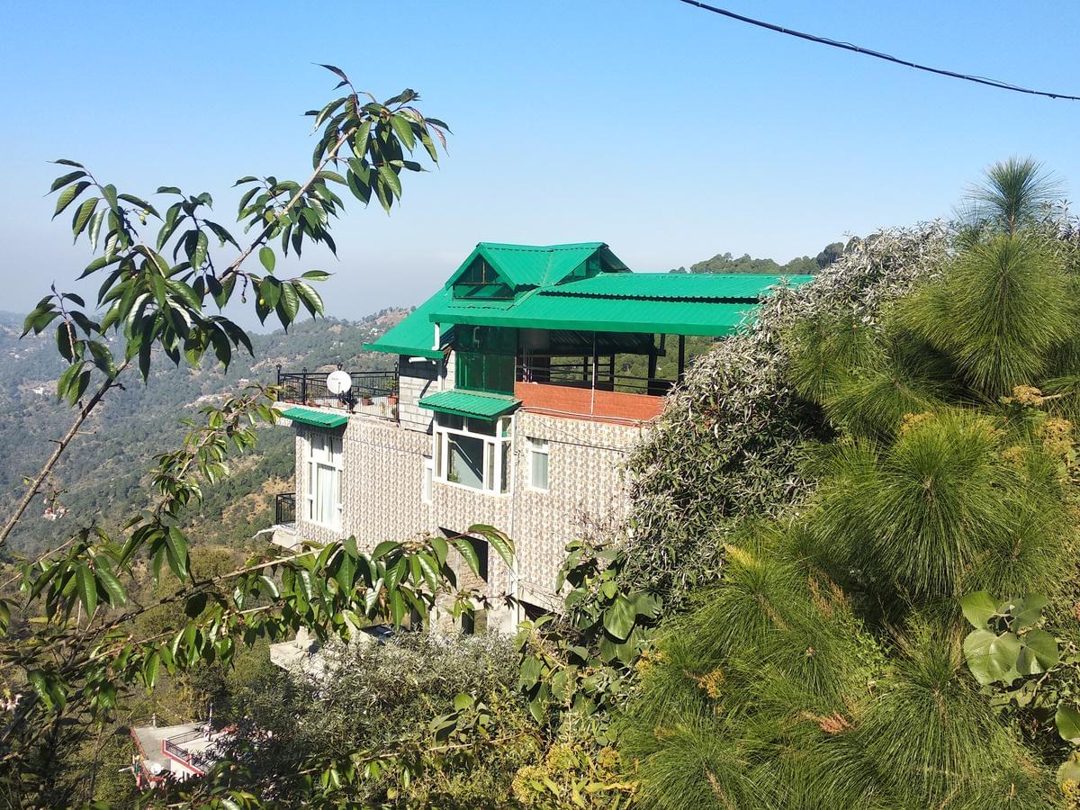 Homestay With All Modern Amenities In Kasauli