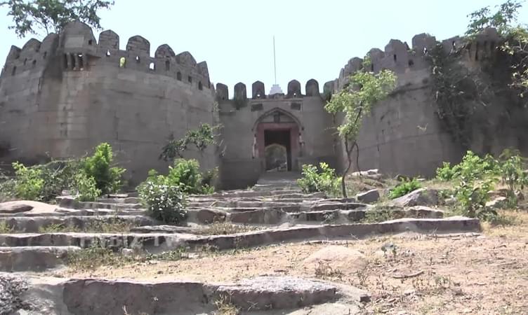 Medak Fort (97km from Hyderabad)