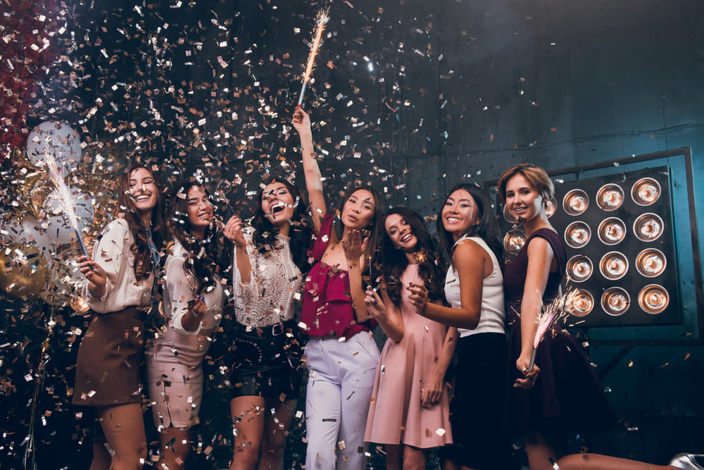 Wrap Up the Year at Sports Bar’s Premium Party