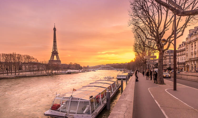 Seine River Cruise Paris | Book Now @ ₹ 999 Only