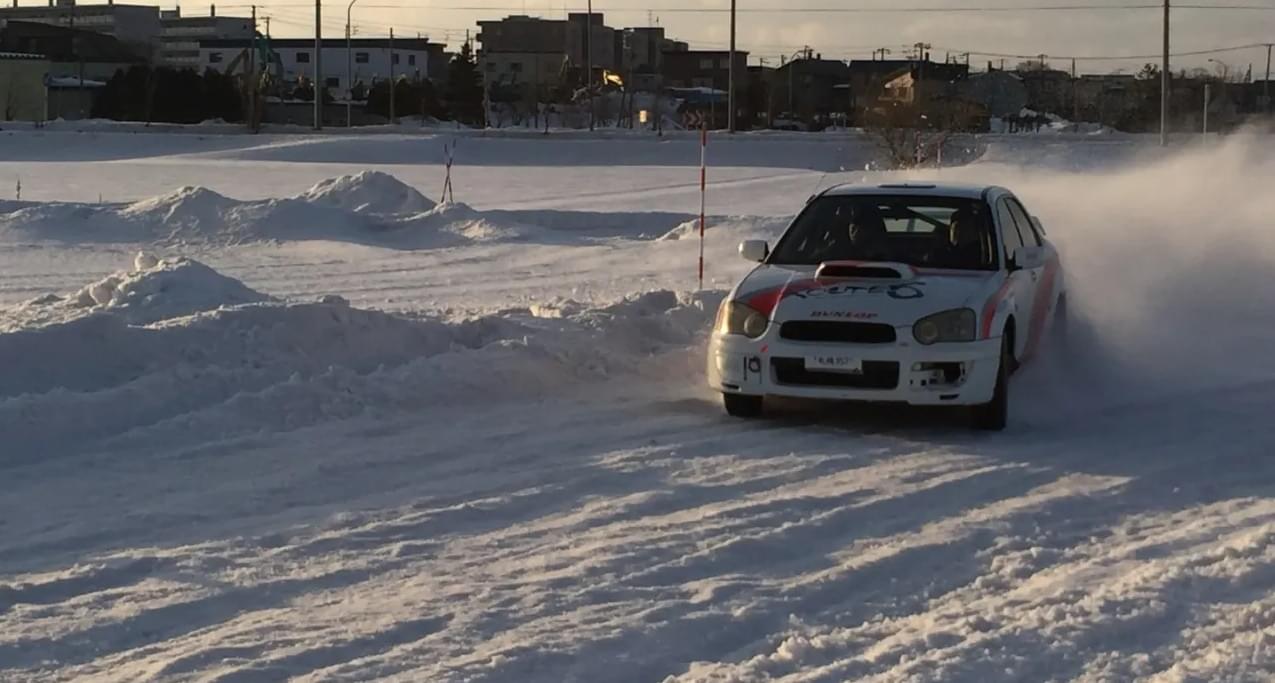 Snow Driving Experience in Sapporo, Flat 37% off