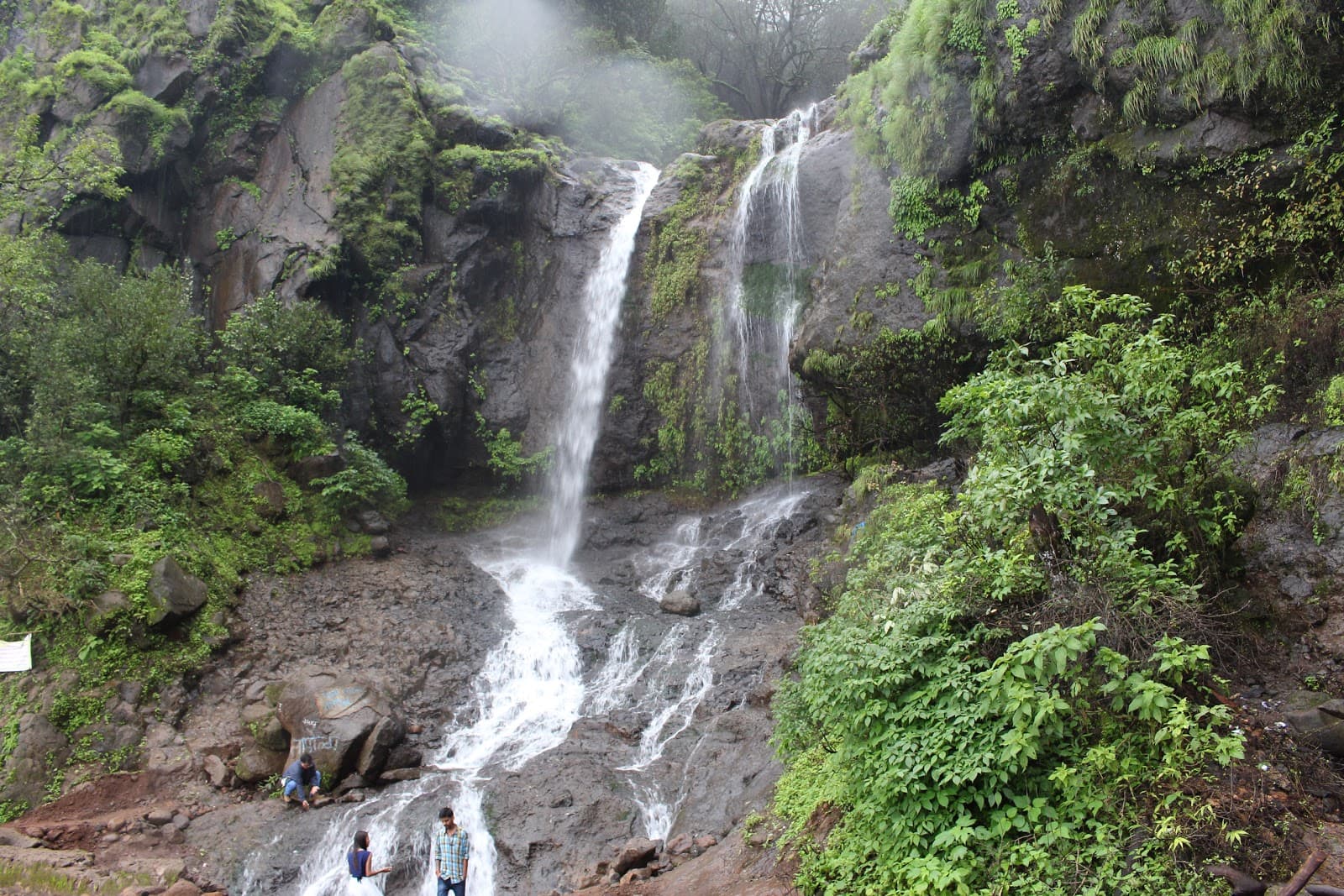 Dhobi Waterfall
