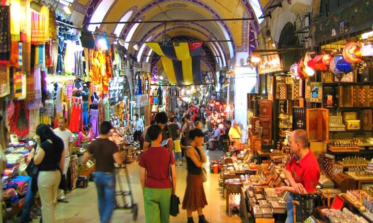 A Perfect Place For A Shopaholic- Kinari Bazaar