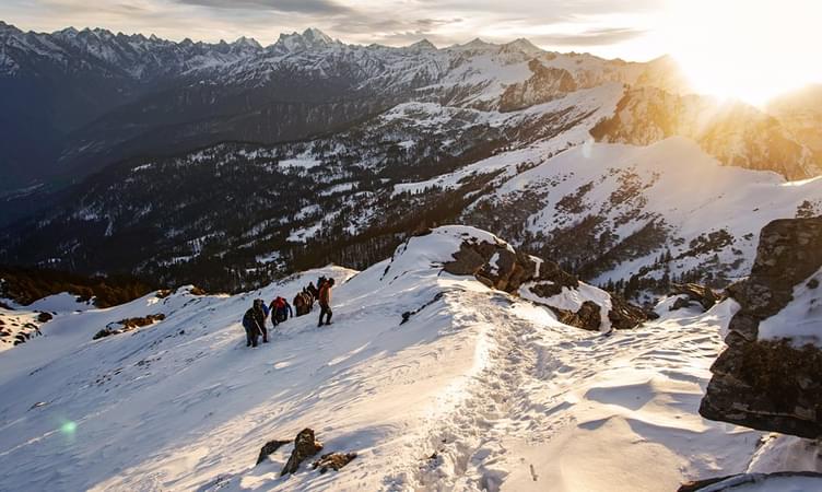 Best Time and Weather for Kedarkantha Trek