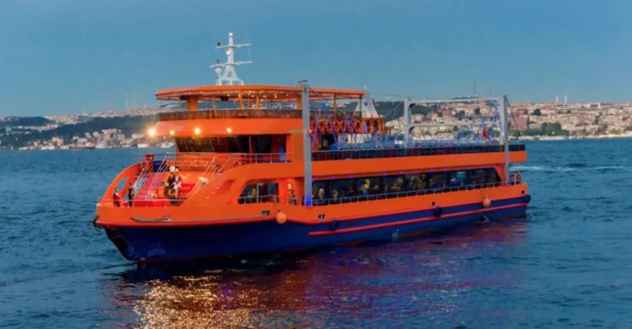 Bosphorus Dinner Cruise in Istanbul Package, Book @ Flat 12% off
