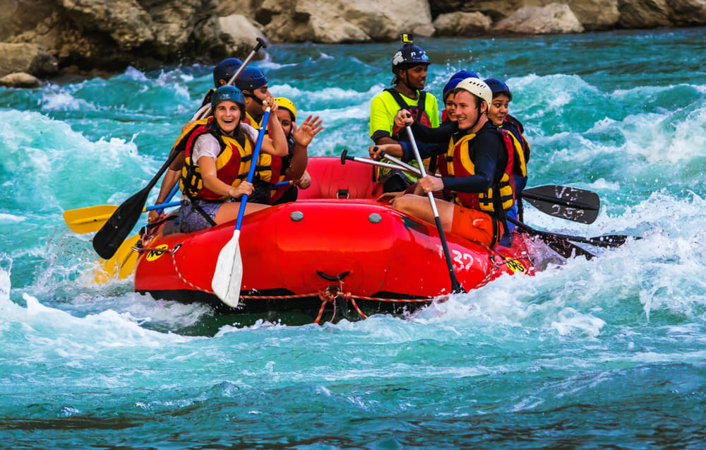 Enjoy Rafting On Simme River