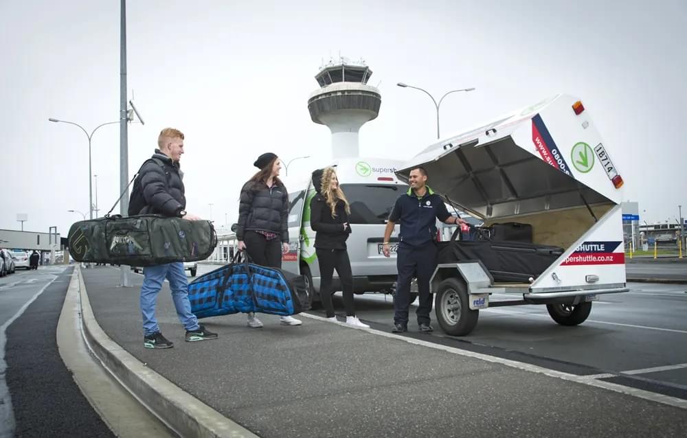 Shared Airport Transfers Auckland | Book @ Flat 10% off