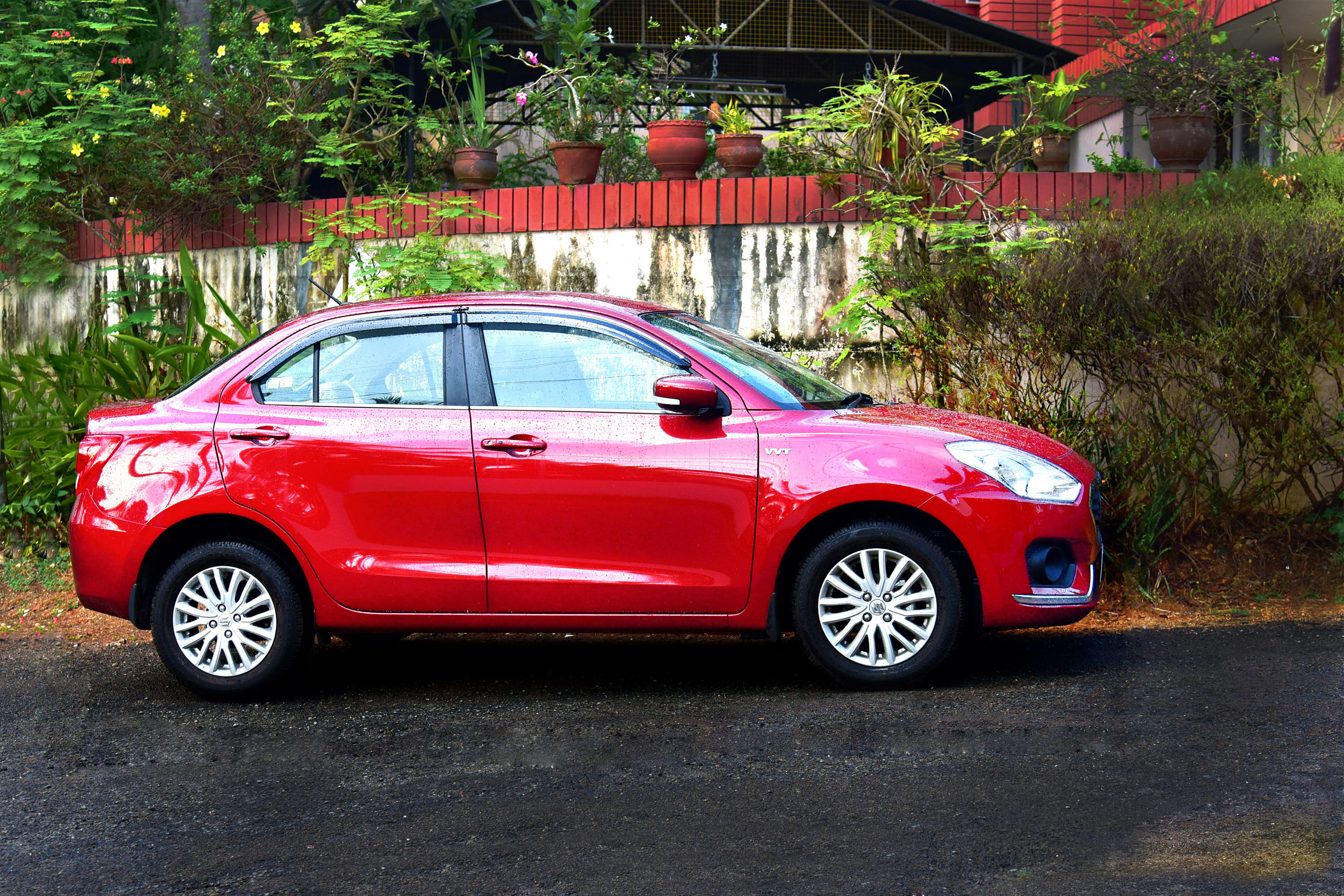 Private Hotel to Airport Transfers in Mumbai | Flat 15% off