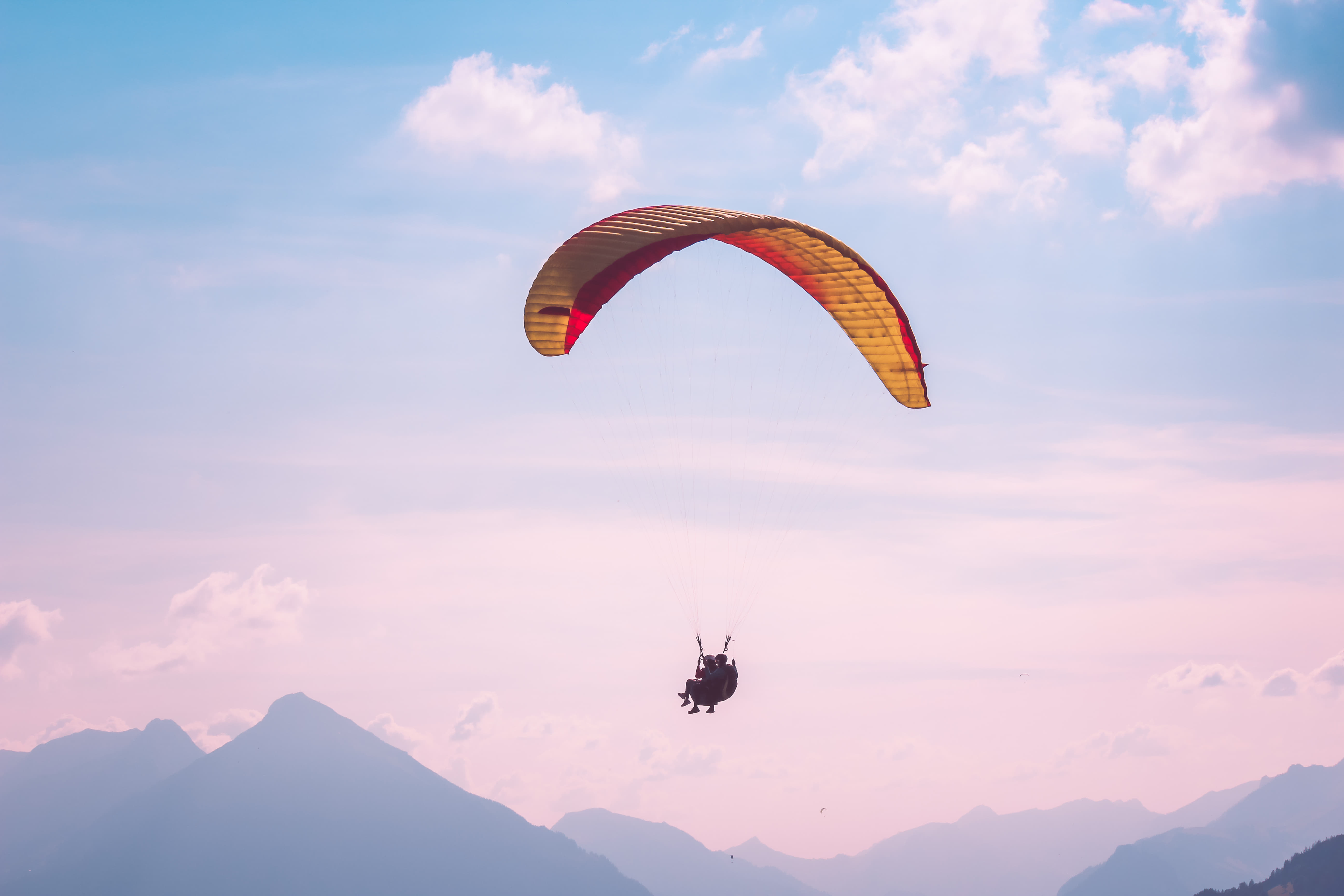Paragliding at Murren