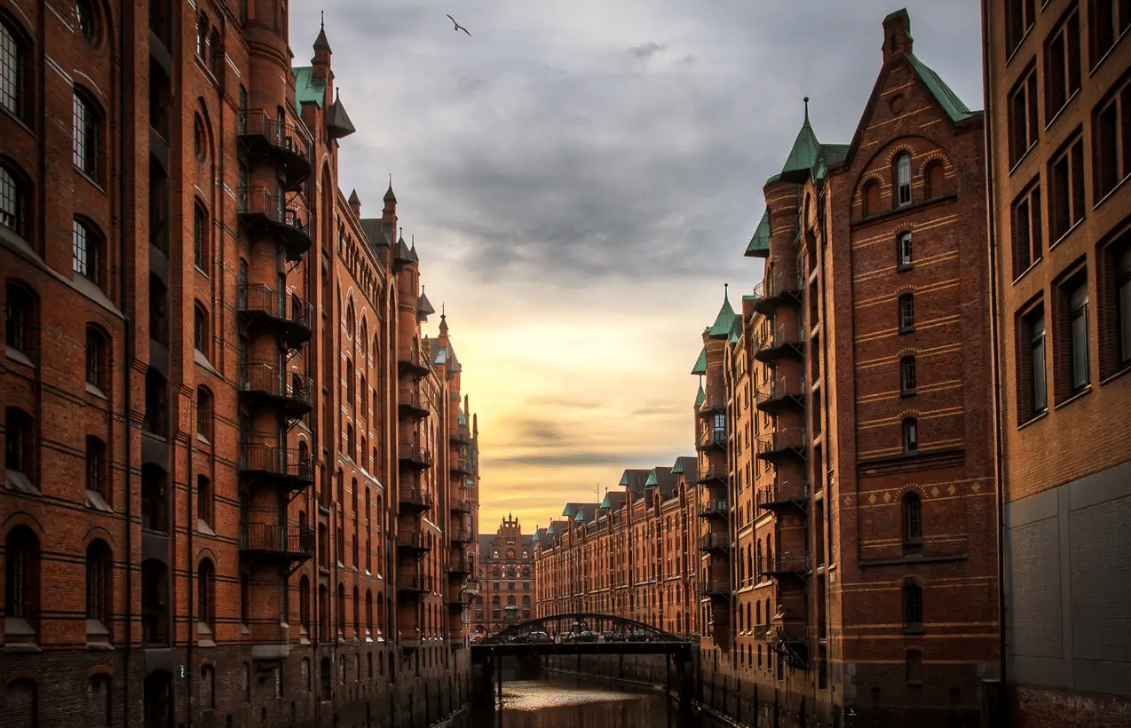 Speicherstadt in Hamburg Walking Tour | Book @ Flat 20% off