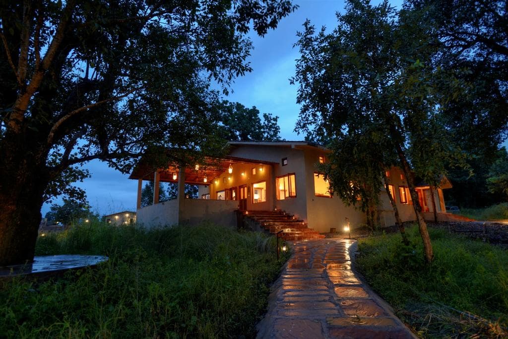 Serenity Jungle Retreat, Kanha | Book Now & Get 1000₹ Cashback!