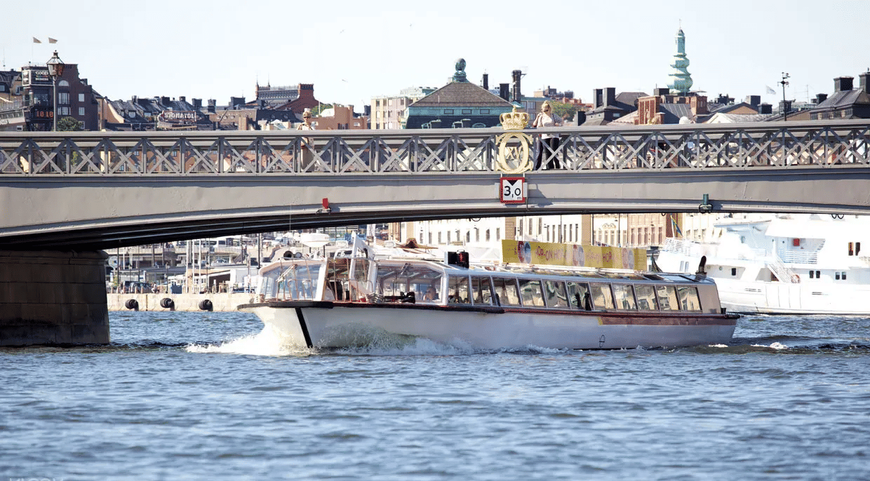 Hop on Hop off Boat Tour Stockholm, Book Now @ Flat 19% off