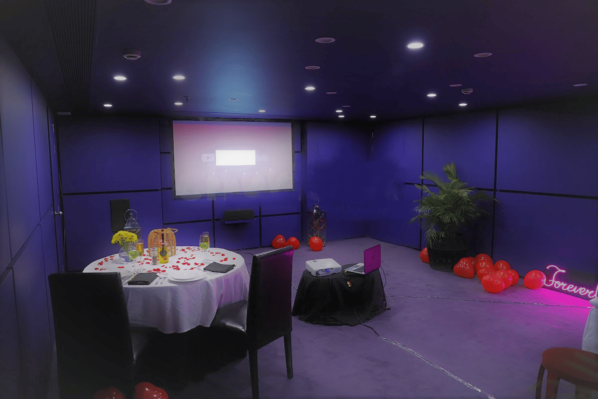 Private Movie & Candle Light Dinner at Citrus Hotel, Bangalore