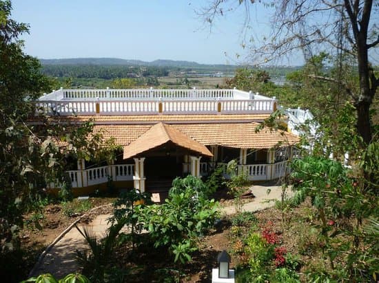 Homestay with Adventure in Goa with Flat 9% off