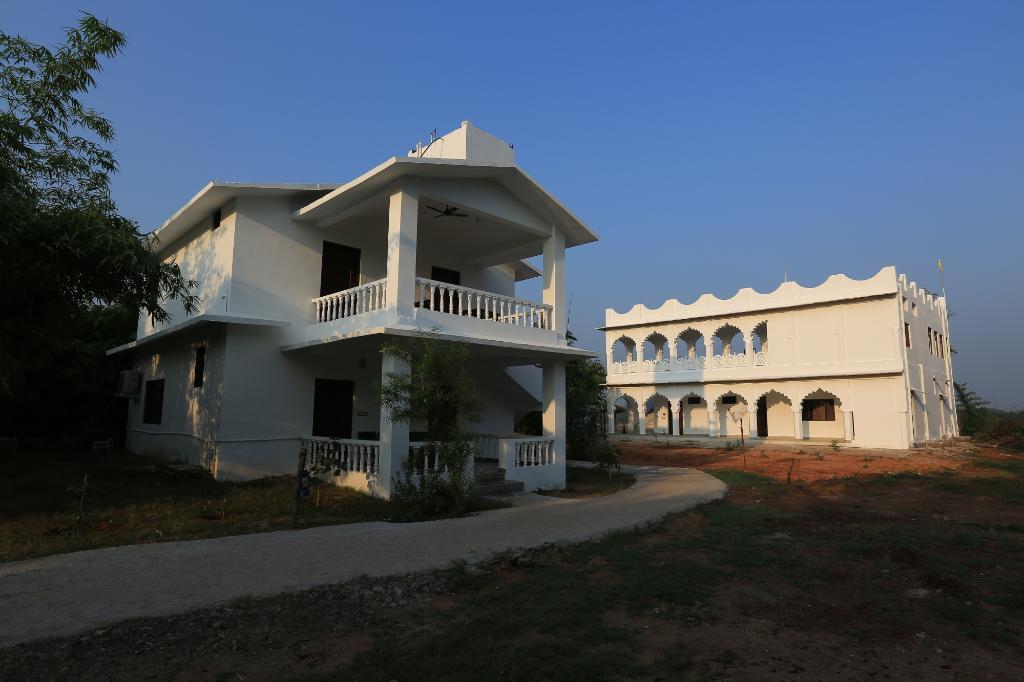 Panna Tiger Resort | Book Now @ Flat 25% off
