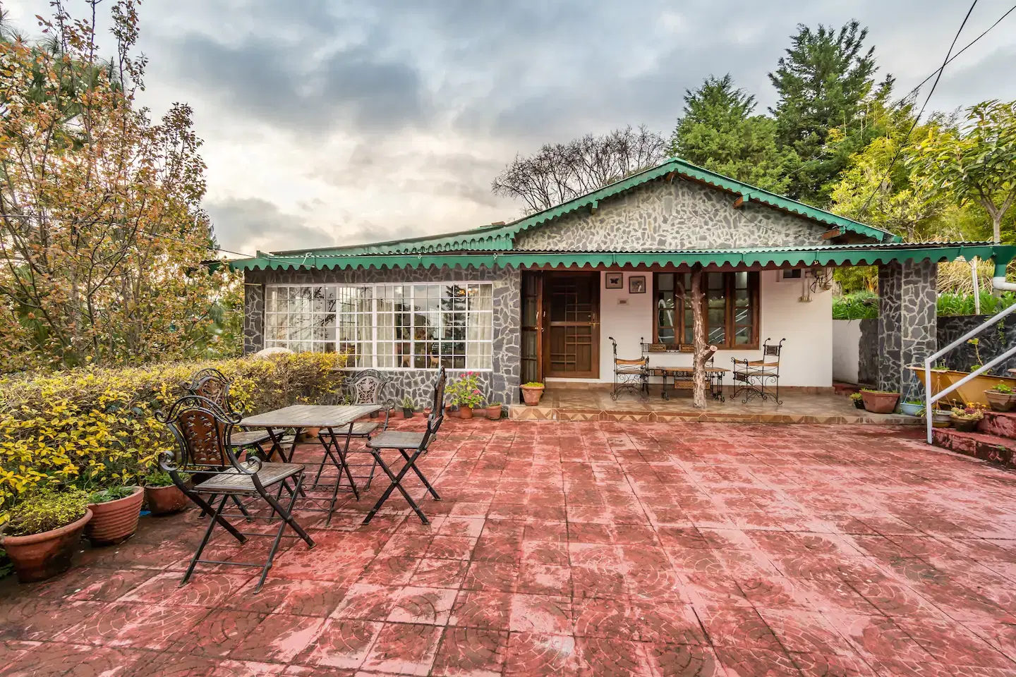 Hilltop Villa Stay, Bhimtal | Staycation