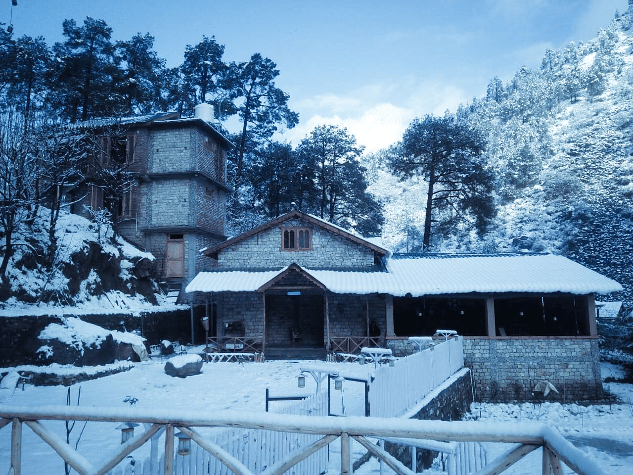 Peaceful and Serene Riverside Stay, Kullu | Staycation