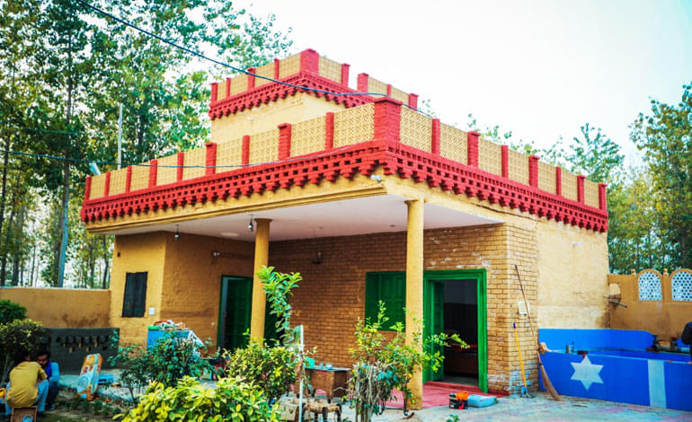 Traditional Village Farmstay In Amritsar