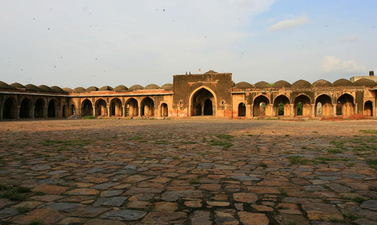 Begampur Masjid