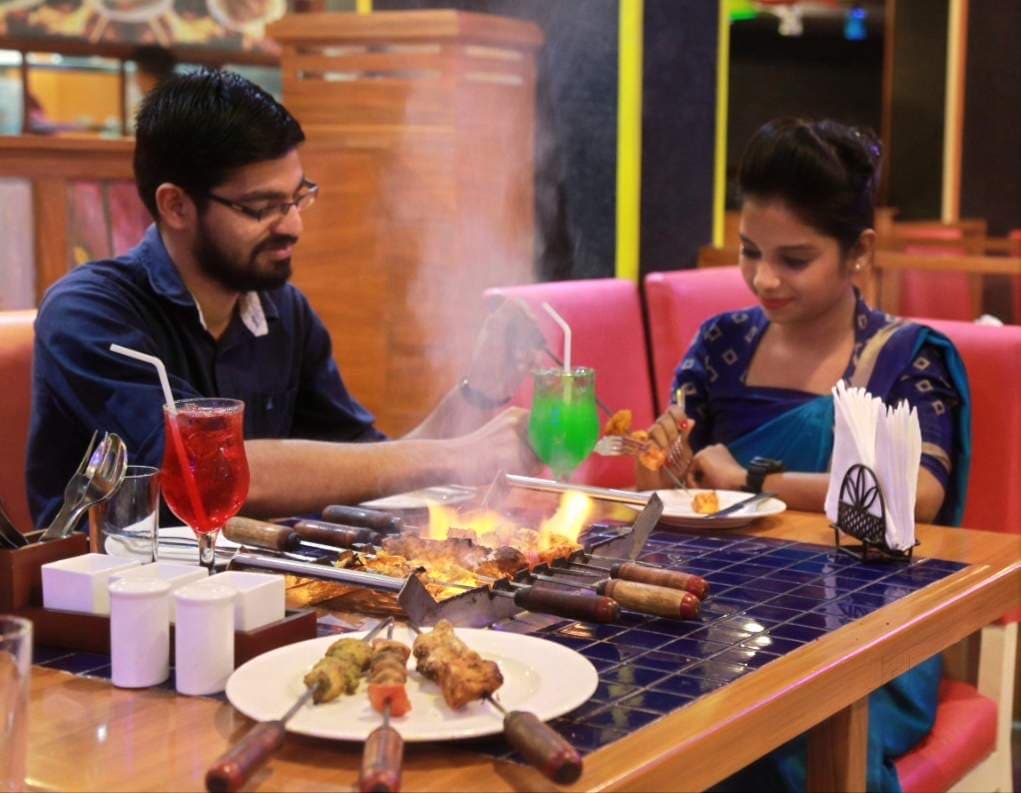 Buffet Dinner In Kochi I Book Online & Save 18%