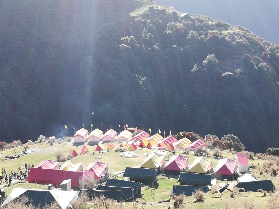 Paragliding and Camping in Bir Billing | Book @ 23% off