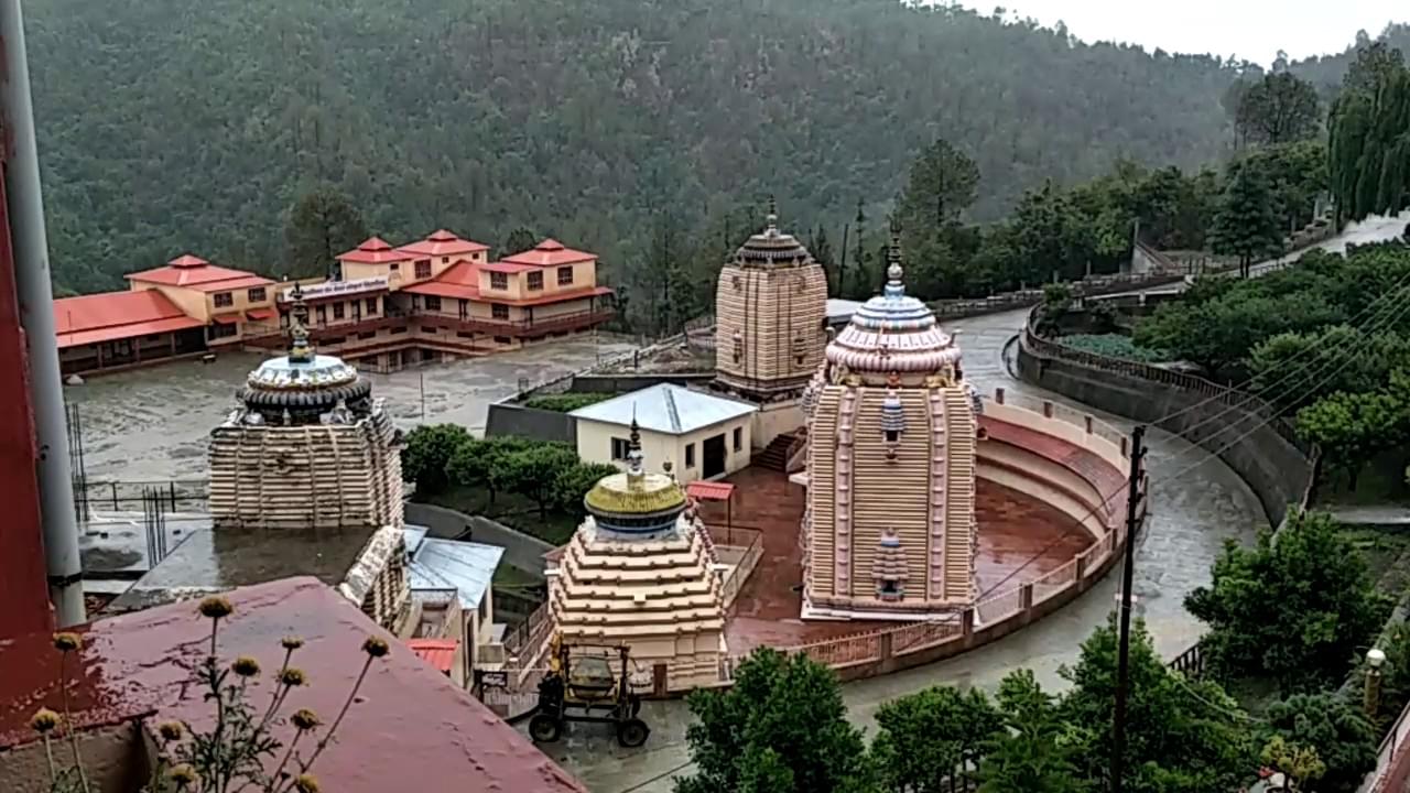 मुक्तेश्वर महादेव मंदिर की यात्रा