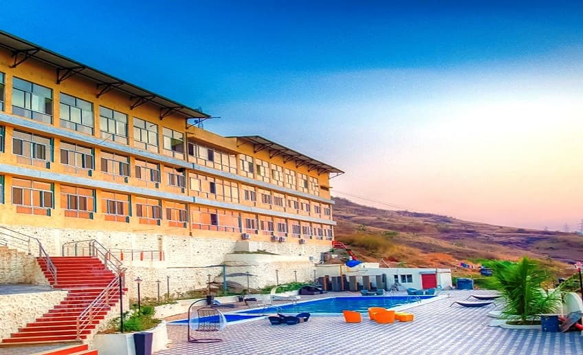 Luxurious River View Resort Stay near Kamshet