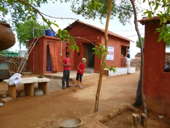 Orchha Homestay | Book Now @ Flat 38% Off!