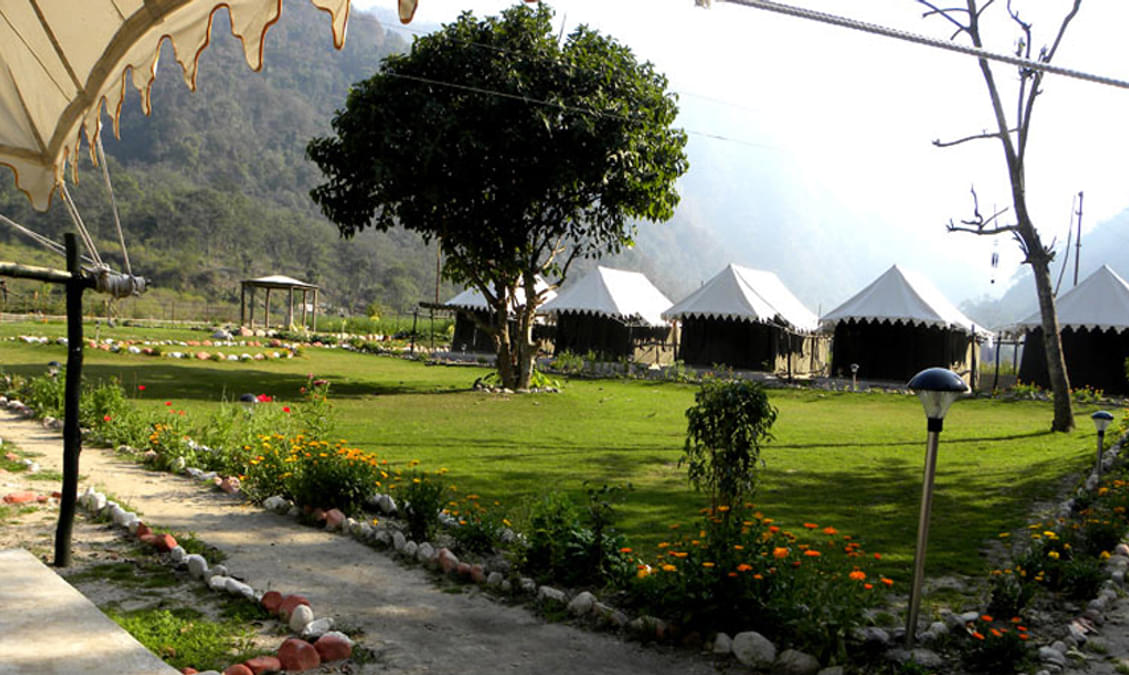 10 Luxury Tents in Rishikesh 2024 (Location, Amenities & Price)