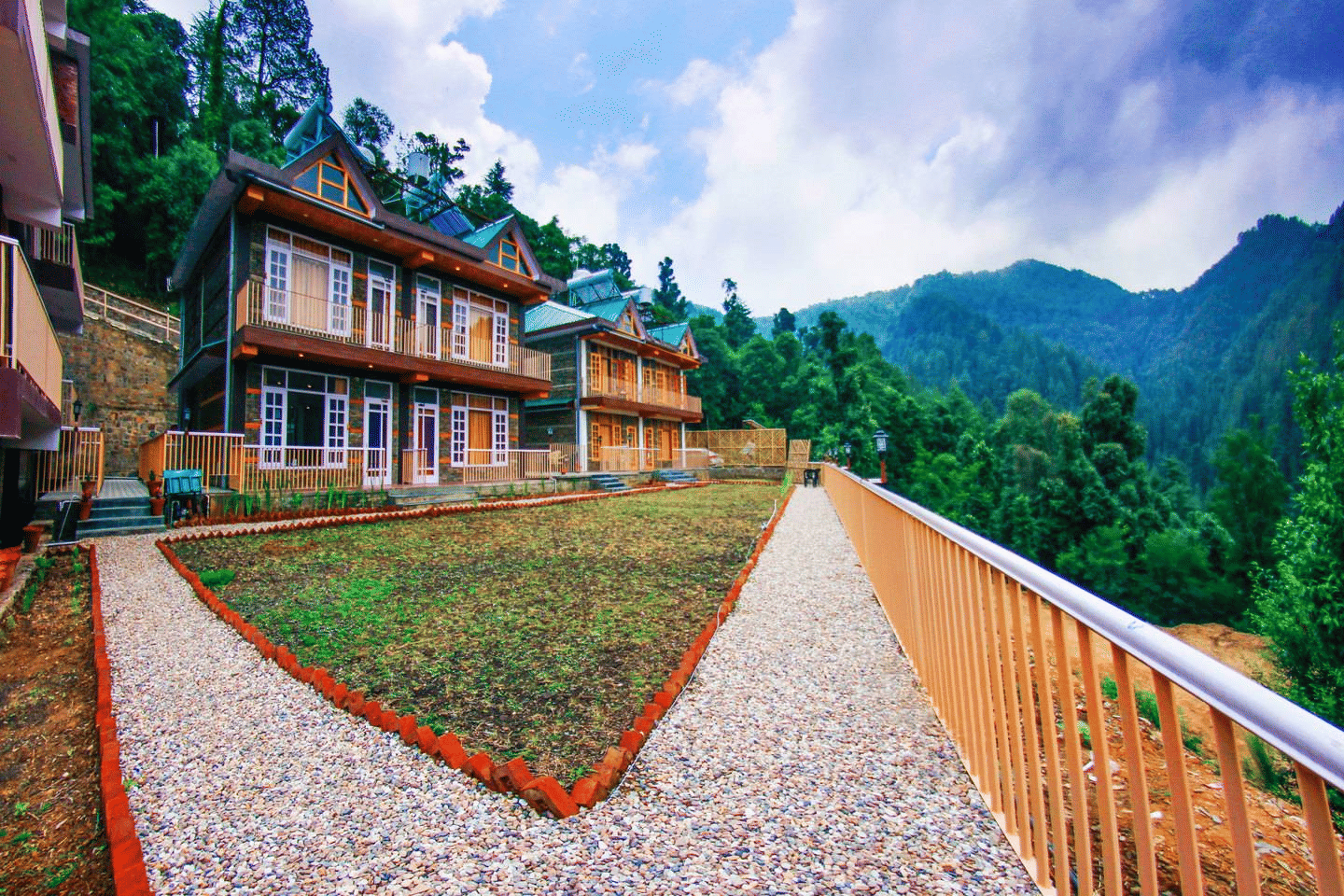 Kamna Hill Resort, Shimla | Book Online @ Flat 54% off