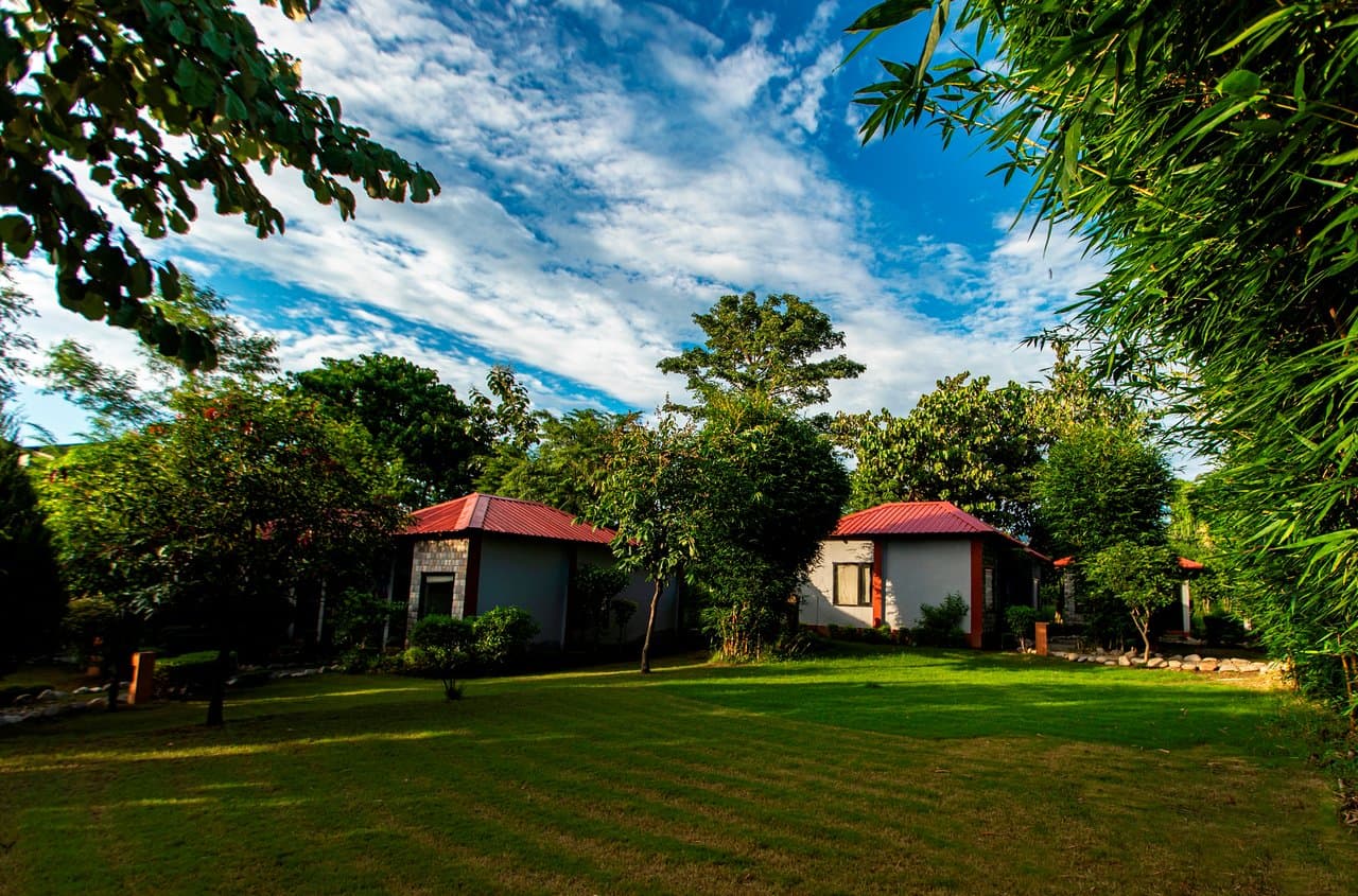 Corbett Machaan Resort | Book Online @ Flat 48% off