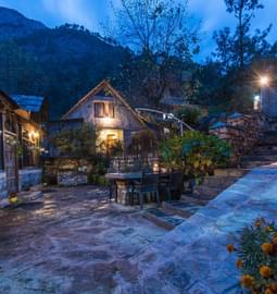 15 Tirthan Valley Resorts, Book Now & Get Upto 50% Off