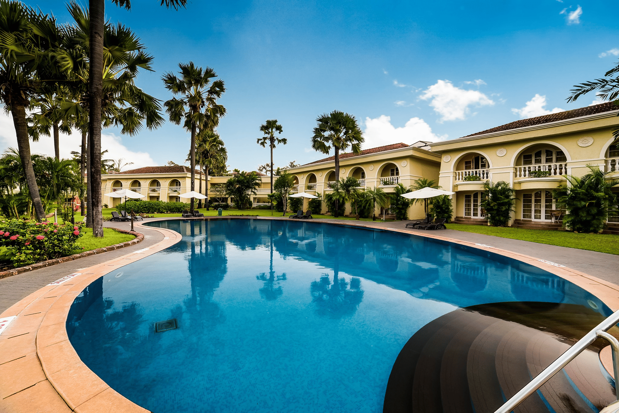 The Zuri White Sands Goa Resort & Casino | Book @ 18% off