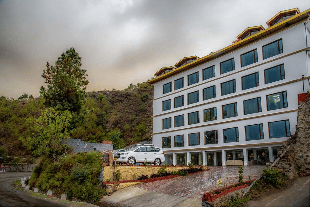 Jade Vine Resort, Shimla | Book Online @ Flat 44% off