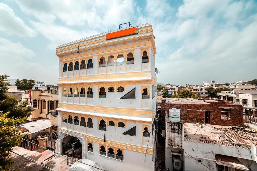 Lake City Homestay in Udaipur