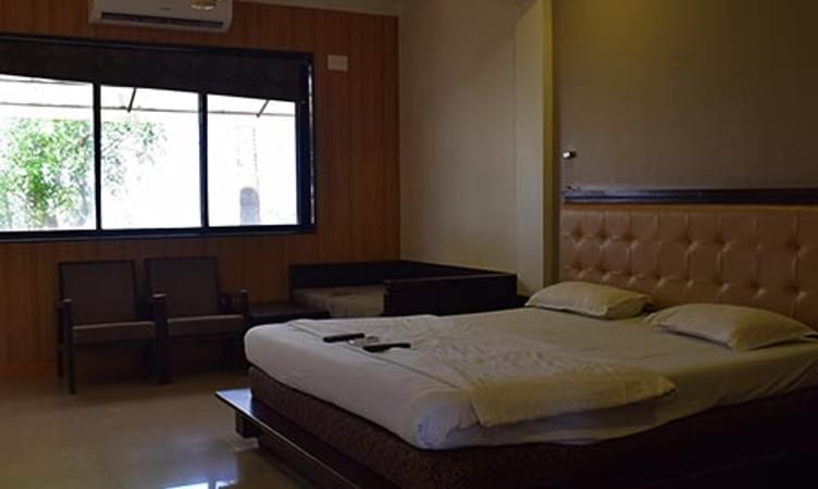 Sanman Beach Resort Alibaug Booking 20 Resorts in Alibaug for Family, Book Now & Get Upto 45% Off