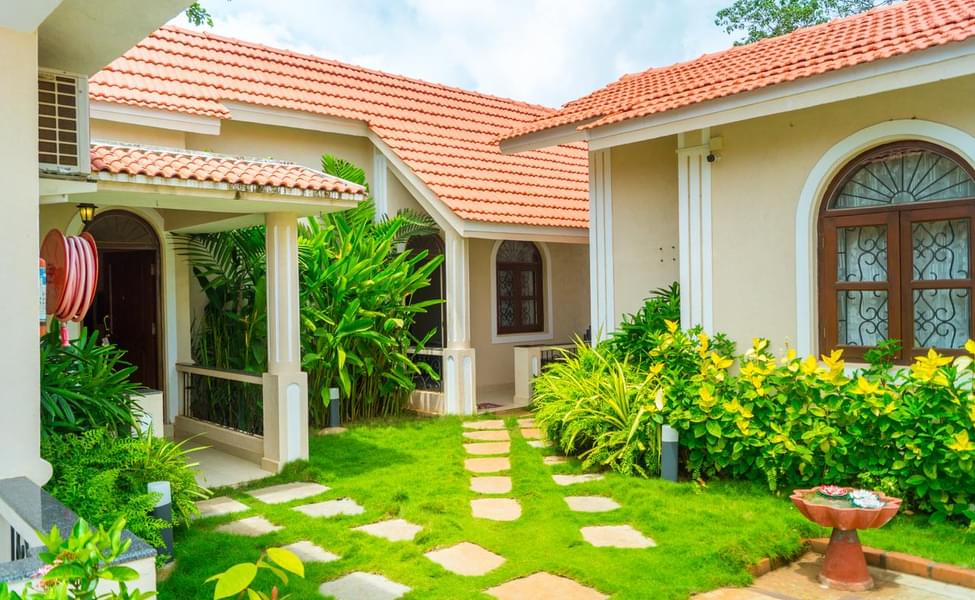 Jacks Resort Vagator Goa | Book Now @ Flat 15% Off