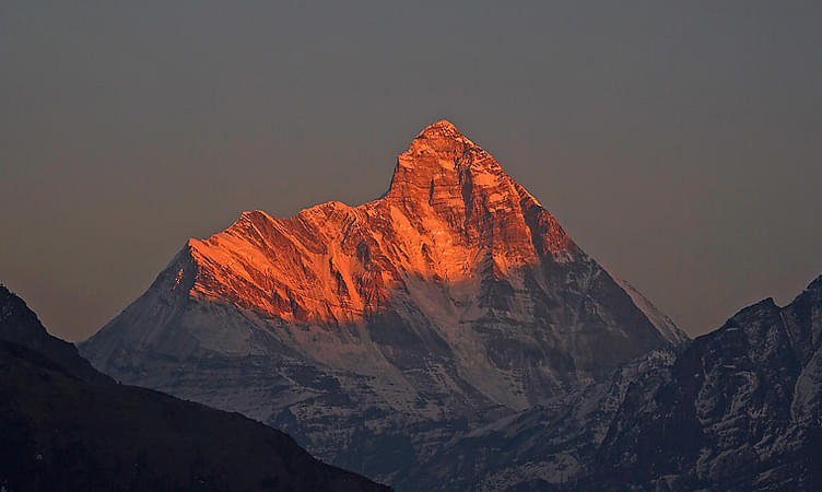 See the Sunrise over Nanda Devi