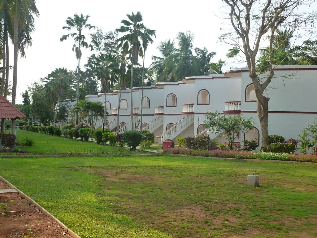 Ideal River View Resort, Thanjavur: Book @ Flat 10% off